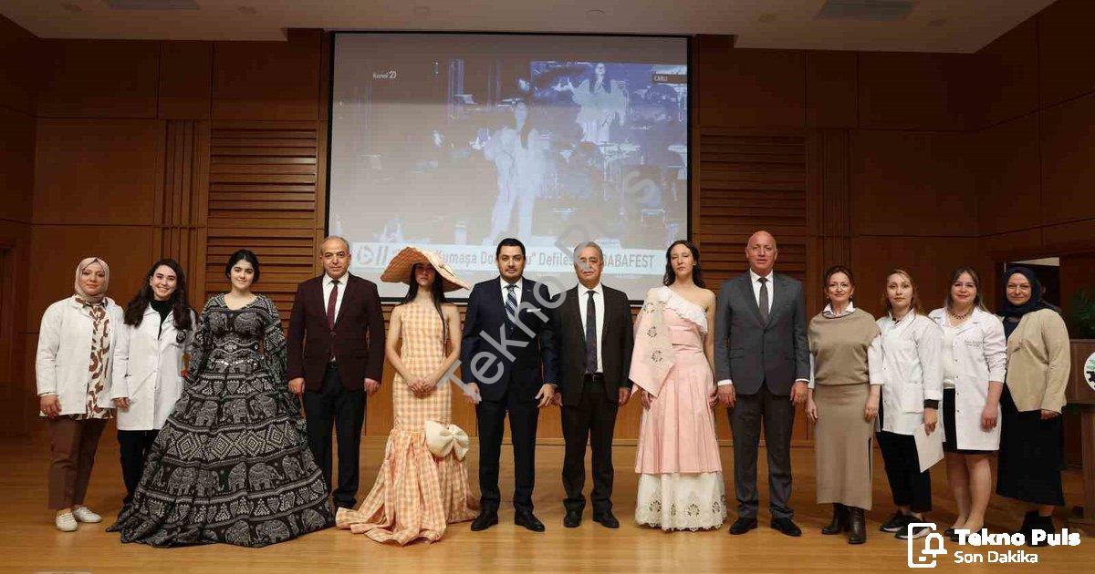 "BabaFest 2025’in Yıldızları DOSTEK Öğrencilerine Anlamlı Ödül" başlıklı haber için fotorealistik, p