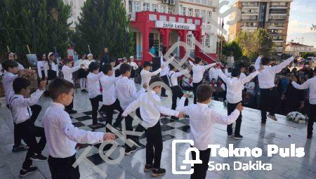 Nazilli’de Öğretmenler Günü Zeybek Gösterisiyle Kutlandı