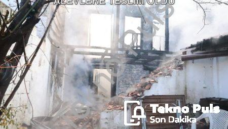 Muğla Menteşe’de Korkutan Gece: İki Ev Alevlere Teslim Oldu