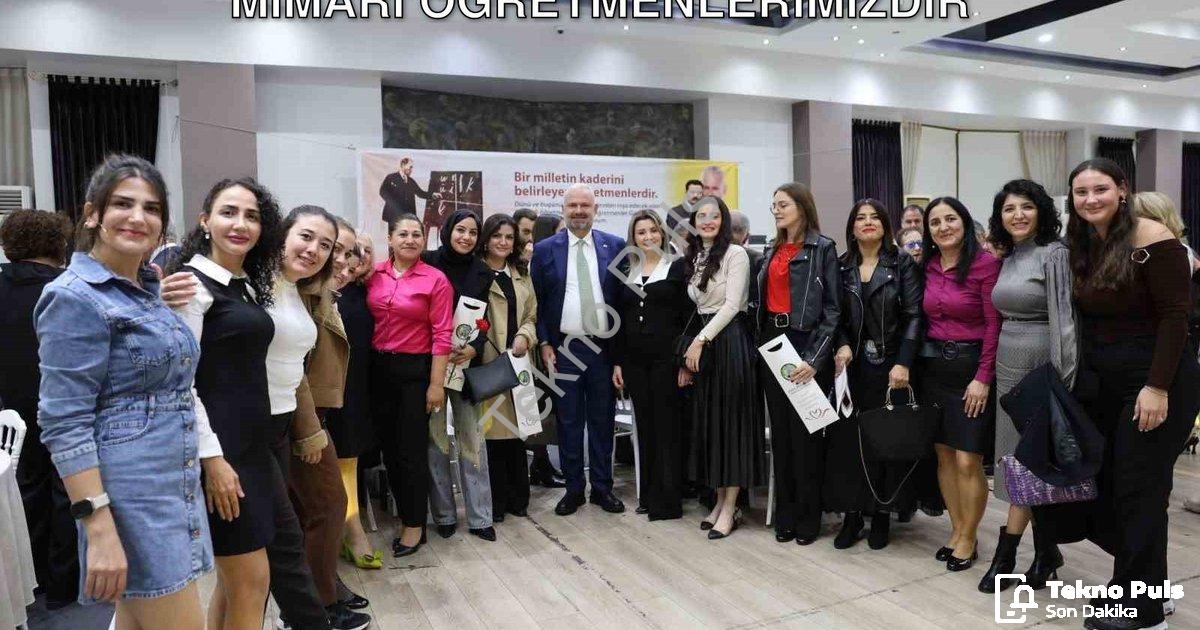 "Başkan Pehlivan: Başarının ve Geleceğin Mimarı Öğretmenlerimizdir" başlıklı haber için fotorealisti