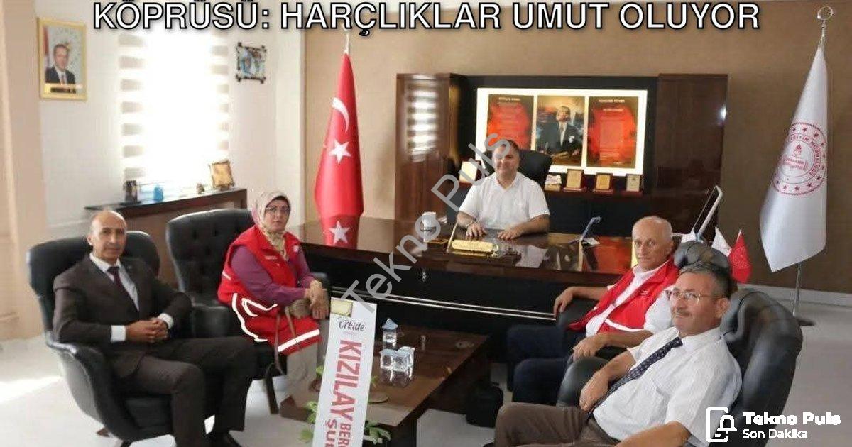 "İzmirli Öğrencilerden Gazze'ye Gönül Köprüsü: Harçlıklar Umut Oluyor" başlıklı haber için fotoreali