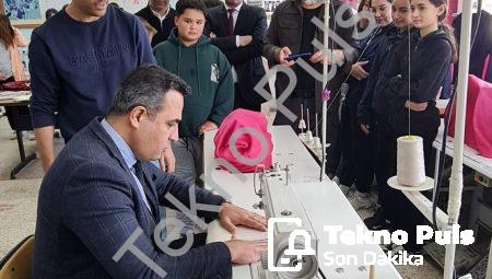 Sarıgöl Kaymakamı Halil Dalak Öğrencilerle Atölyede Üretime Katıldı