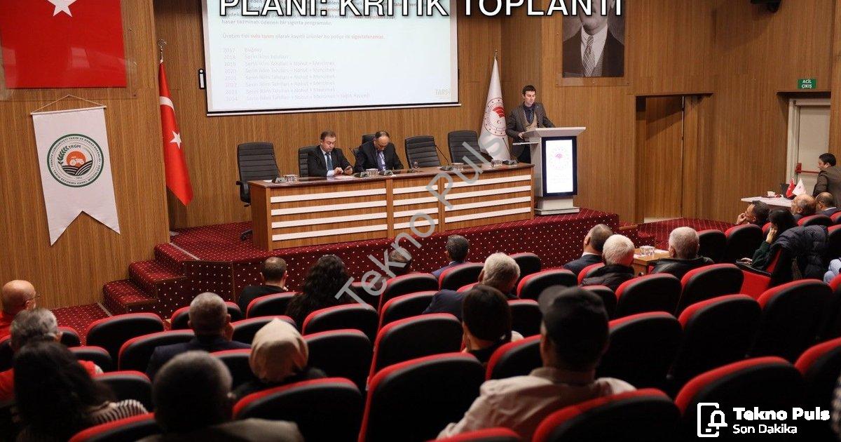 "Muğla'da Kuraklık Tehlikesine Karşı Eylem Planı: Kritik Toplantı" başlıklı haber için fotorealistik