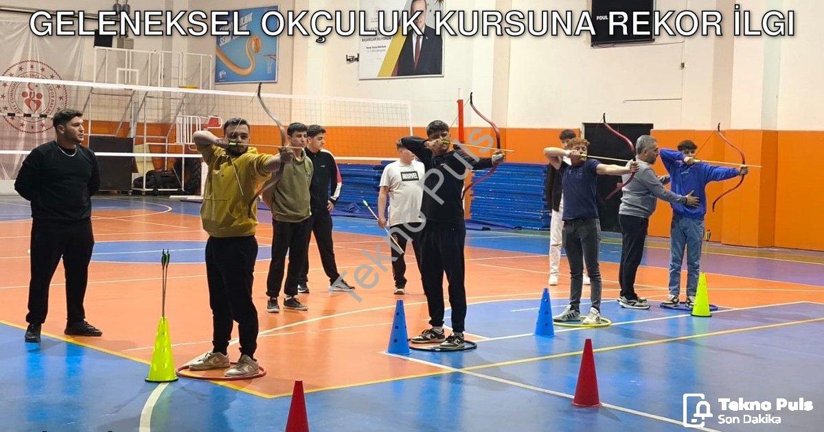 "Sarıgöl'de Tarihi Miras Canlanıyor: Geleneksel Okçuluk Kursuna Rekor İlgi" başlıklı haber için foto
