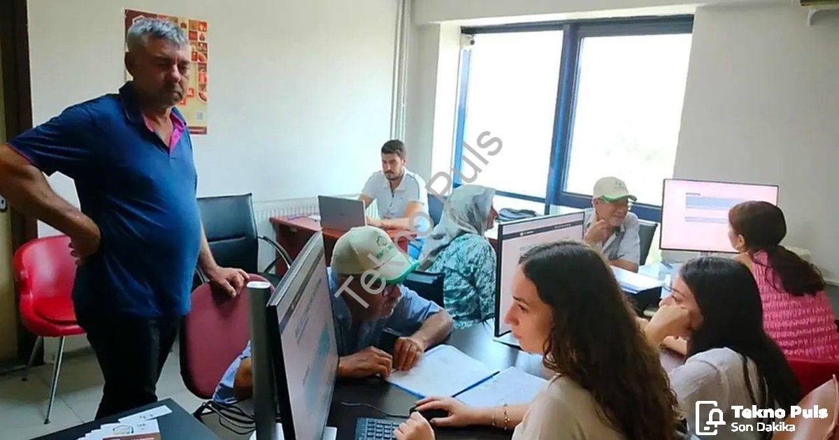 "Söke Ovası Tarım Sayımında Büyük Adım: Veri Toplama 'a Ulaştı" başlıklı haber için fotorealistik